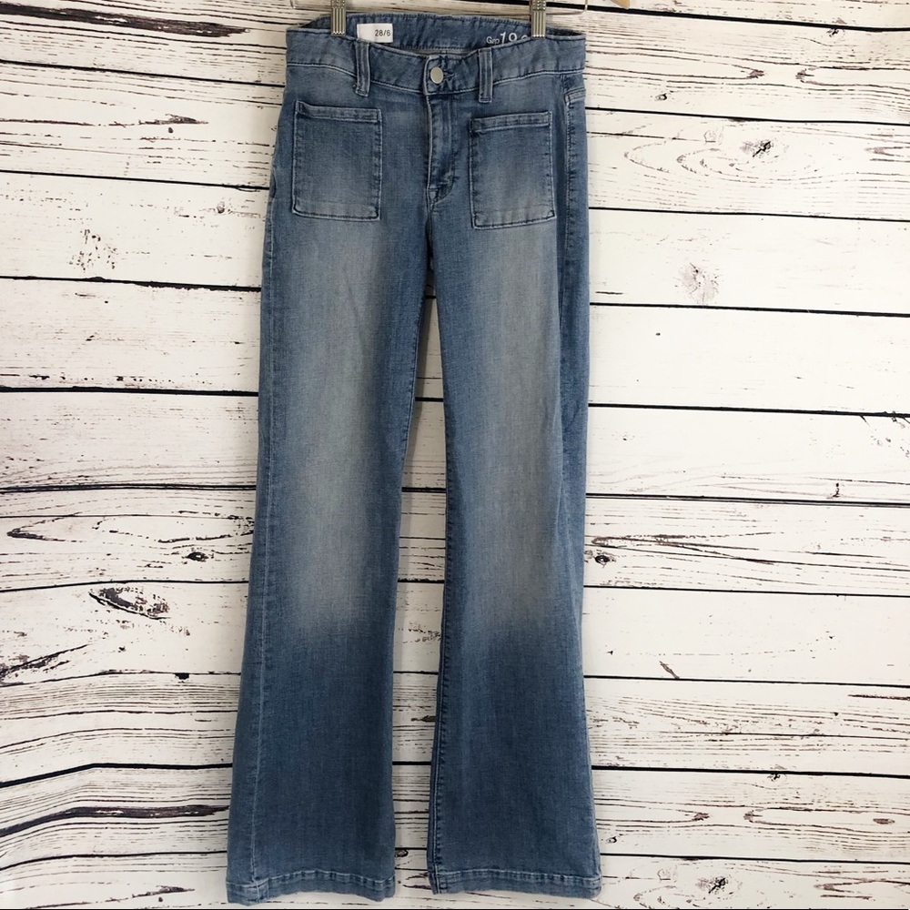 GAP Women’s Light Wash Flare Jeans